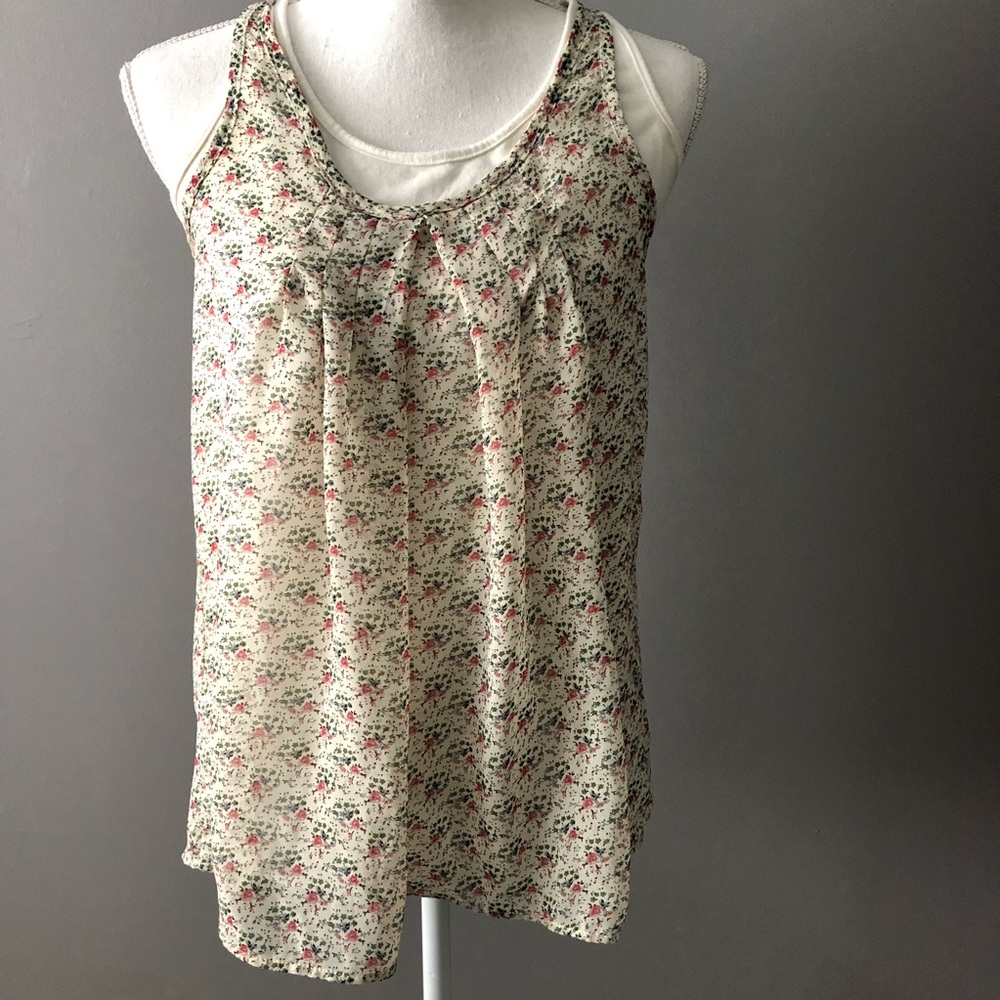 floral  flowy top with cream tank layer beneath
